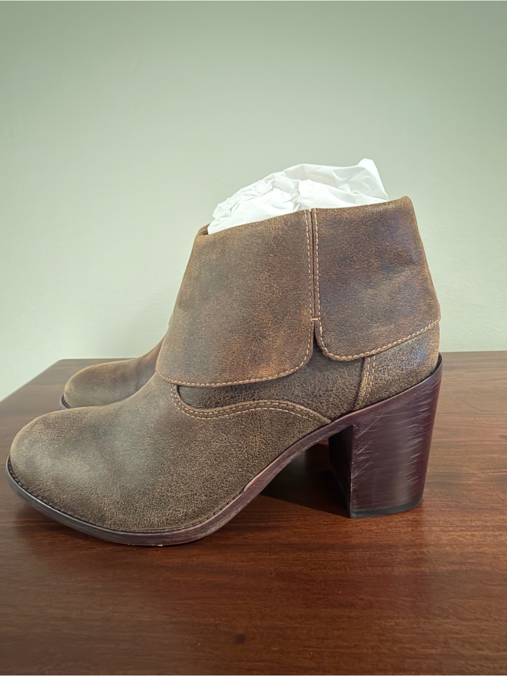 TRASK Teri Brown Distressed Leather Ankle Boots Block Heel Women’s 7.5